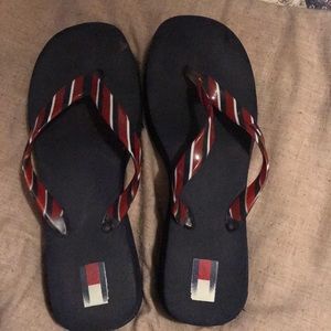 Tommy flip flops